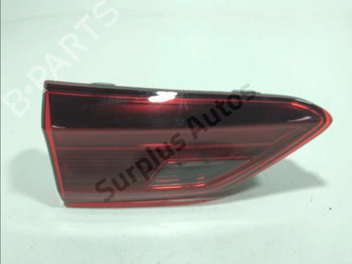 left-tailgate-light-vw-polo-vi-aw1-bz1-ae1-2017-32976234 main image