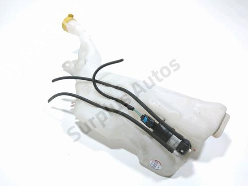 Used Windscreen washer tank RENAULT MEGANE IV Hatchback (B9A/M/N_) 1.2 TCe 100 (B9MS) (100 hp) 28274256