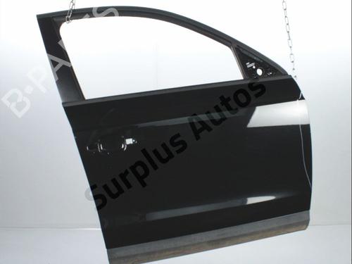 Used Right front door AUDI Q3 (8UB, 8UG) 2.0 TFSI quattro (170 hp) 30958221