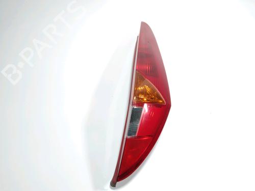 Used Right taillight FIAT PUNTO (188_) 1.2 16V 80 (188.233, .235, .253, .255, .333, .353, .639,... (80 hp) 28268495