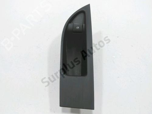 Used Right rear window switch Right rear window switch 30999373 30999373