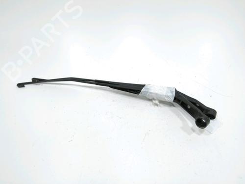 Used Front windshield wiper arm Front windshield wiper arm 31007613 31007613