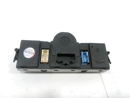 Climate control RENAULT MEGANE II Estate (KM0/1_) 1.5 dCi (KM16, KM1E) | BP30988605I5