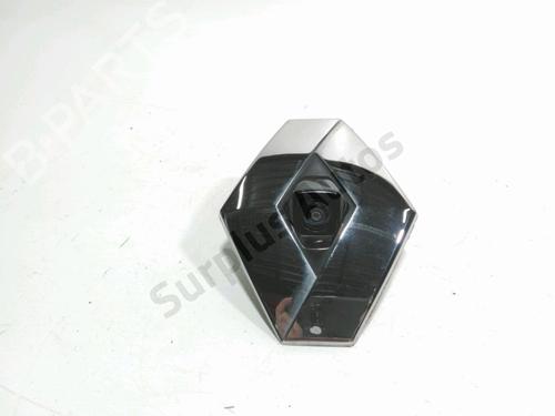 kamera-renault-megane-iv-hatchback-b9amn_-2015-35773618 main image