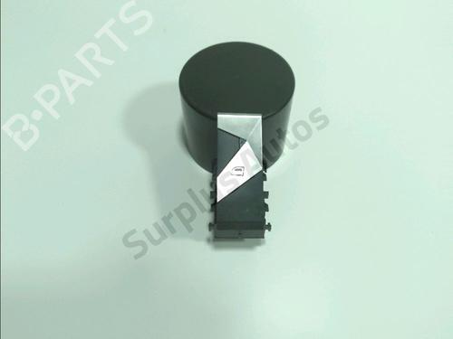 Used Right front window switch Right front window switch DS DS 7 Crossback (J4_, JR_, JC_) 1.5 BlueHDi 130 (JCYHZJ, JCYHZR) (130 hp) 32742181 32742181