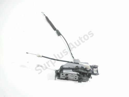 Used Rear right lock Rear right lock 30086896 30086896