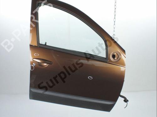 right-front-door-dacia-duster-hs_-2010-2011-2012-2013-2014-2015-2016-2017-2018-28243846 main image