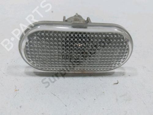 Used Left side indicator RENAULT TWINGO II (CN0_) 1.2 Turbo (CN0C, CN0F) (100 hp) 31005577