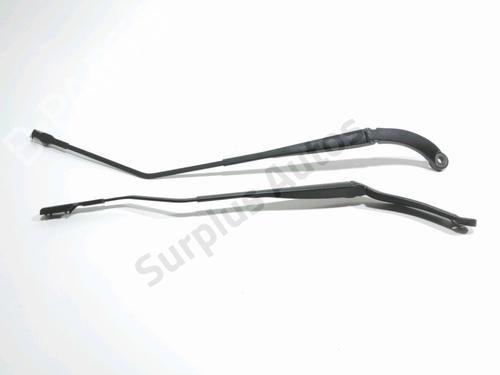 Brazo limpia delantero RENAULT CAPTUR I (J5_, H5_) 1.5 dCi 90 (J5N4, J5M5, J5MW, J5M6, J5AL, J5AJ) (90 hp) 30869629