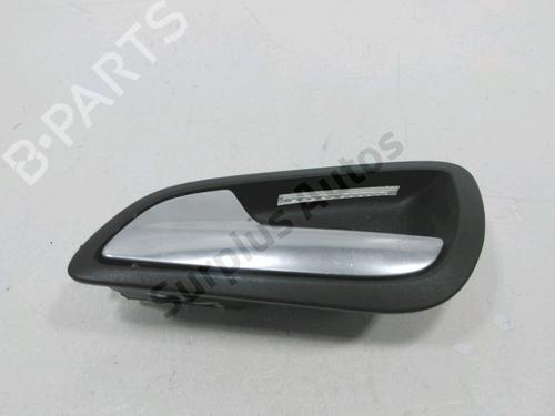 Used Front left interior door handle Front left interior door handle 30996565 30996565