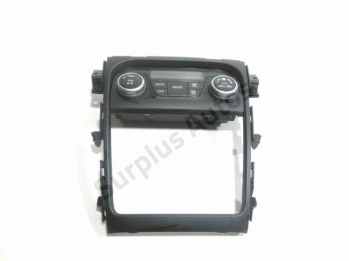 Used Climate control Climate control 28228302 28228302