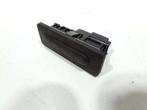 Switch PEUGEOT 208 I (CA_, CC_) 1.2 VTI 82 | BP28258846I30