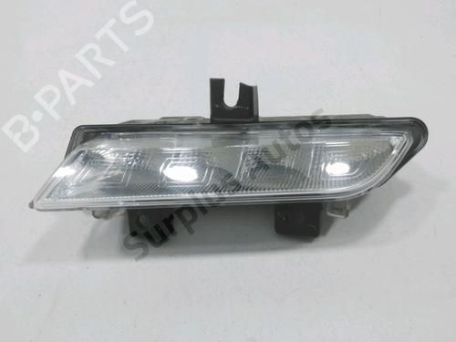 Used Left daytime light Left daytime light RENAULT CLIO IV (BH_) 1.5 dCi 90 (90 hp) 33904156 33904156