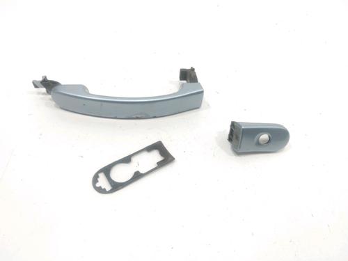 front-left-exterior-door-handle-ford-fiesta-v-jh_-jd_-2001-2002-2003-2004-2005-2006-2007-2008-2009-2010-2011-2012-2013-2014-30995891 main image