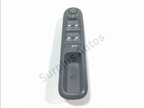 Used Left front window switch Left front window switch 36796555 36796555