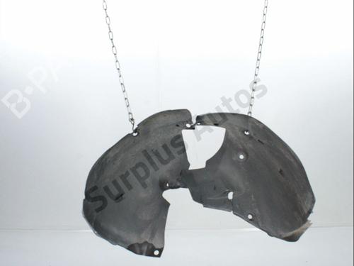 Used Wheel arch RENAULT CLIO III (BR0/1, CR0/1) 1.5 dCi (75 hp) 31058433