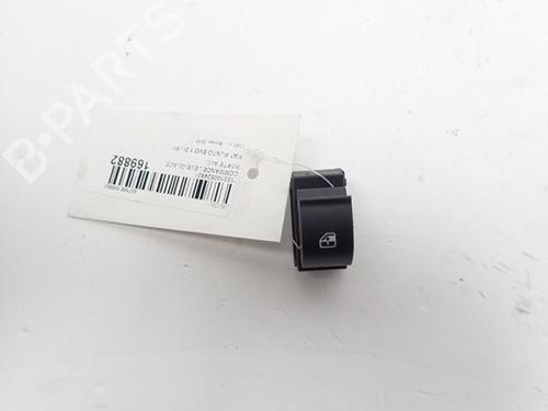 Used Right front window switch Right front window switch 37772777 37772777