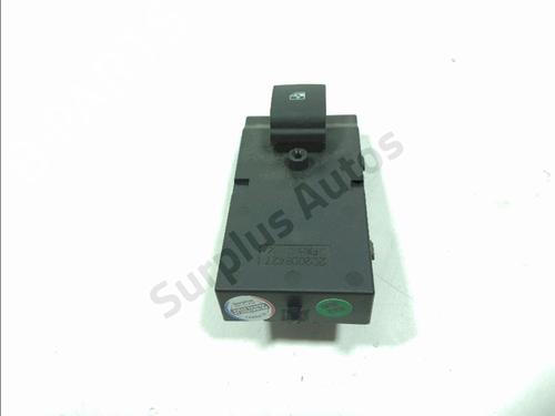 hyre-foran-elrute-bryter-chevrolet-aveo-hatchback-t300-2011-35893504 main image