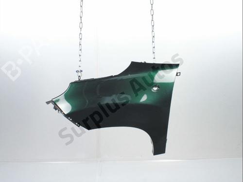 Used Left front fenders Left front fenders 37771767 37771767