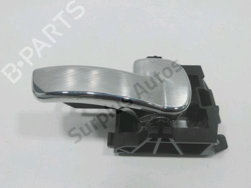 Højre bagtil invendig håndtag NISSAN QASHQAI I (J10, NJ10) 2.0 dCi All-wheel Drive (150 hp) 32514585