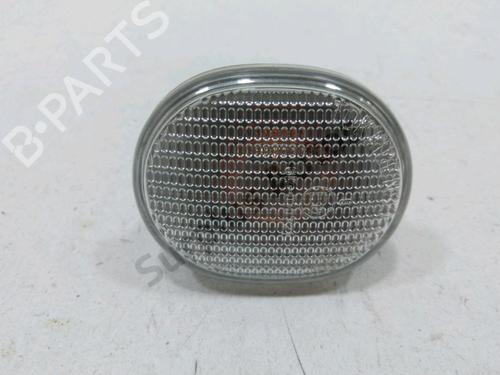 Used Left side indicator DAIHATSU SIRION (M3_) 1.3 4WD (87 hp) 31005558