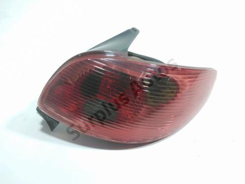 Piloto trasero derecho PEUGEOT 206 Hatchback (2A/C) 1.6 HDi 110 (109 hp) 30843359