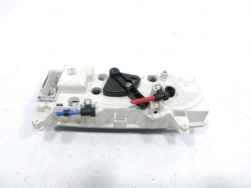 Climate control RENAULT MEGANE I (BA0/1_) 1.6 16V (BA04, BA0B, BA11, BA1J, BA16, BA19, BA1K, BA1V,... | BP30988532I5