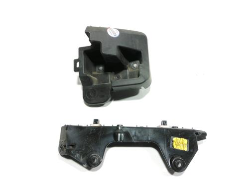 Used Rear bumper bracket RENAULT CLIO V (B7_) 1.5 Blue dCi 115 (B7AD) (116 hp) 28258395