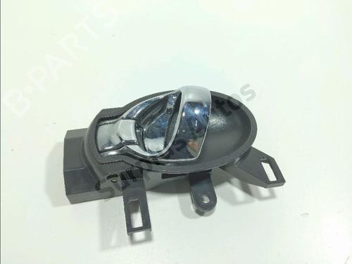 Used Front left interior door handle Front left interior door handle 37681330 37681330