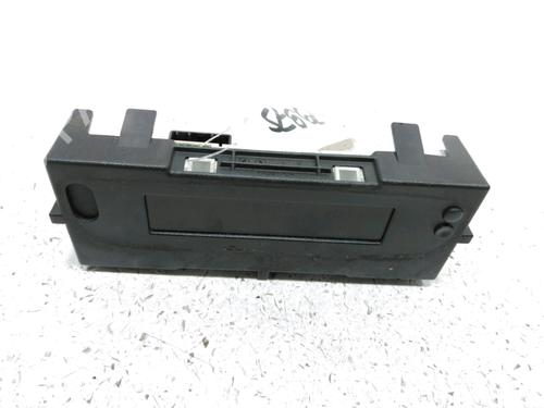 display-monitor-renault-clio-iii-br01-cr01-2005-2006-2007-2008-2009-2010-2011-2012-2013-2014-32131490 main image