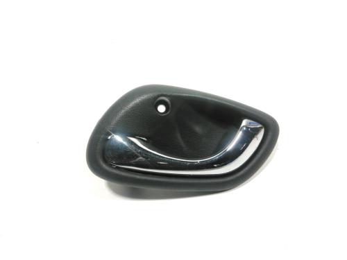 Used Front left interior door handle Front left interior door handle OPEL AGILA A (H00) 1.2 16V (F68) (75 hp) 37775243 37775243