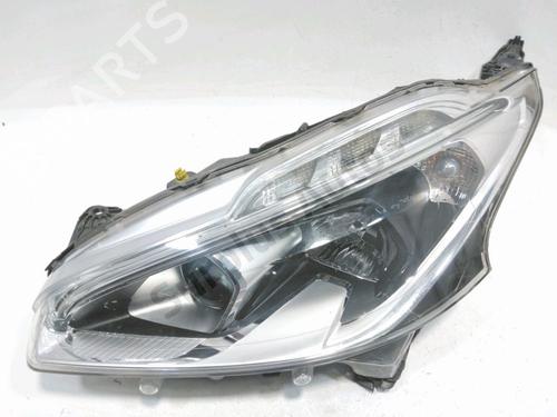 Venstre forlygte Venstre forlygte PEUGEOT 208 I (CA_, CC_) 1.6 HDi (114 hp) 39765713 39765713