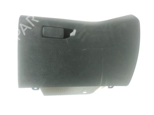 Used Glove box Glove box PEUGEOT 308 SW II (LC_, LJ_, LR_, LX_, L4_) 1.5 BlueHDi 130 (131 hp) 37769587 37769587