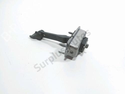 Used Hinge/Door check strap PEUGEOT 208 I (CA_, CC_) 1.4 HDi (68 hp) 30367542