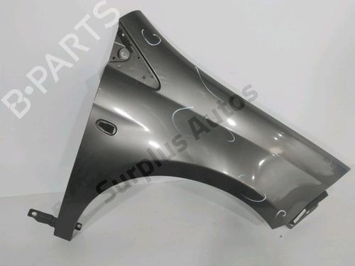 Used Right front fenders FIAT BRAVO II (198_) 1.9 D Multijet (198AXB1A) (120 hp) 31040651