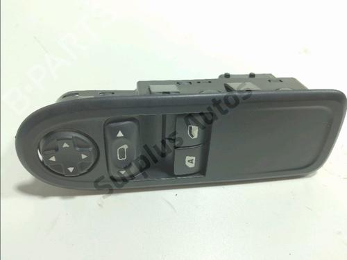 Used Left front window switch Left front window switch 37066008 37066008