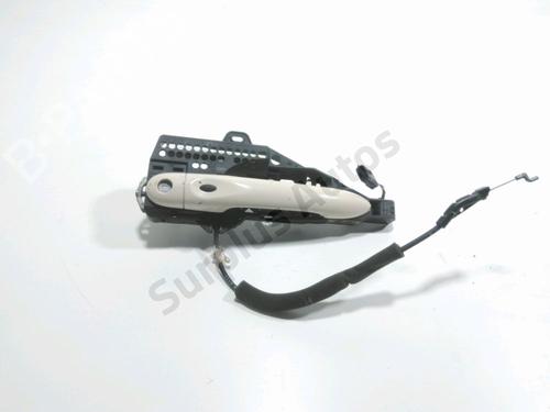 Used Front left exterior door handle RENAULT CAPTUR I (J5_, H5_) 1.5 dCi 90 (J5N4, J5M5, J5MW, J5M6, J5AL, J5AJ) (90 hp) 30800769
