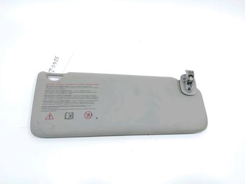 Used Right sun visor Right sun visor 31002516 31002516
