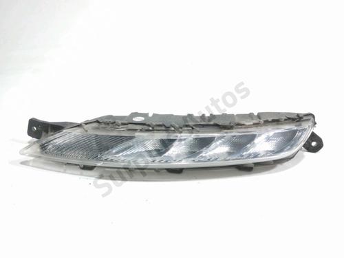left-daytime-light-citroen-c4-picasso-ii-2013-39195505 main image