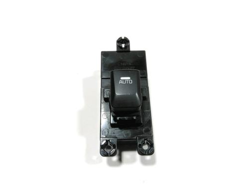 Used Right rear window switch KIA CEE'D (JD) 1.6 CRDi 128 (128 hp) 28249958