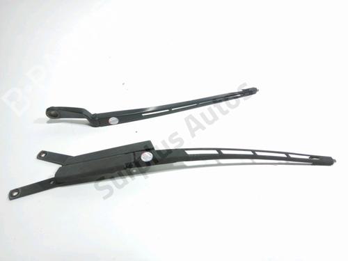 front-windshield-wiper-arm-audi-q7-4lb-2006-2007-2008-2009-2010-2011-2012-2013-2014-2015-2016-36374731 main image