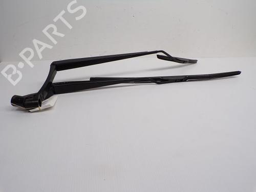 Used Front windshield wiper arm Front windshield wiper arm 37789799 37789799