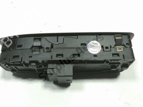 Left front window switch RENAULT CLIO V (B7_) 1.5 Blue dCi 85 (B7AG) | BP39089264I27 - Image 2