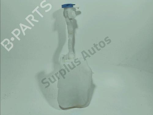 Used Windscreen washer tank Windscreen washer tank VW T-ROC (A11, D11) 2.0 TDI (150 hp) 33646965 33646965