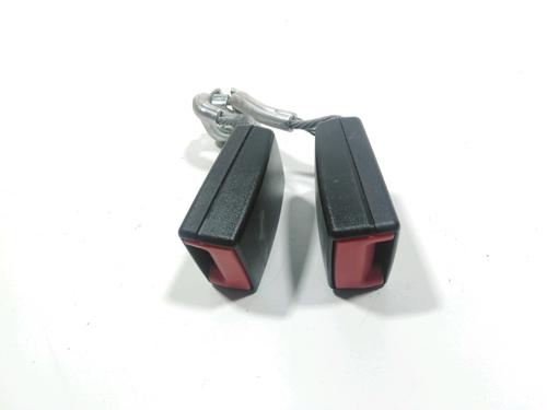seat-buckle-vw-passat-b6-variant-3c5-2005-2006-2007-2008-2009-2010-2011-28234478 main image
