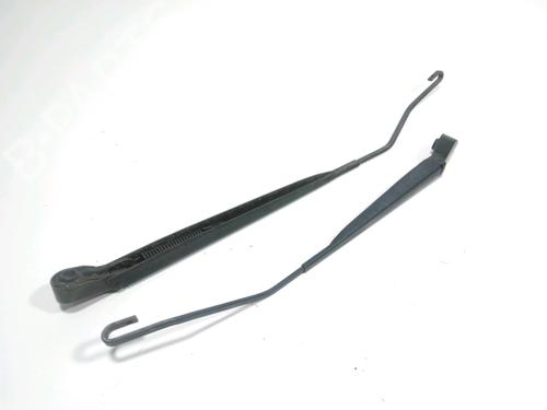 Used Front windshield wiper arm CITROËN C2 (JM_) 1.1 (60 hp) 28271757