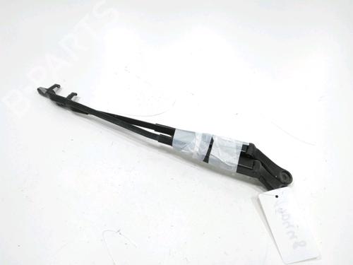 Used Front windshield wiper arm Front windshield wiper arm 31007697 31007697