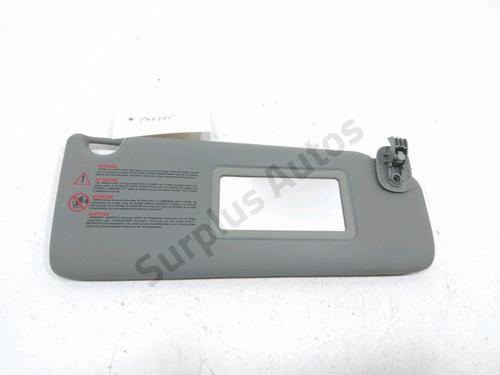 Used Right sun visor RENAULT CLIO II (BB_, CB_) 1.2 (BB0A, BB0F, BB10, BB1K, BB28, BB2D, BB2H, CB0A,... (58 hp) 31002661