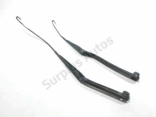 Used Front windshield wiper arm NISSAN JUKE (F15) 1.5 dCi (110 hp) 30896263