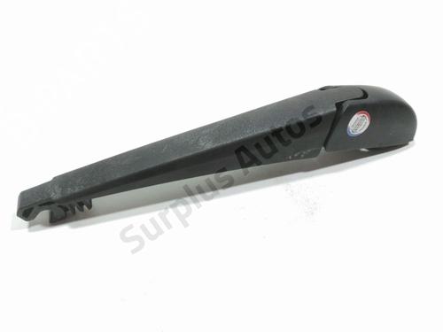 Used Rear windshield wiper arm TOYOTA AURIS (_E18_) 1.8 Hybrid (ZWE186_, ZWE186R) (136 hp) 28271314
